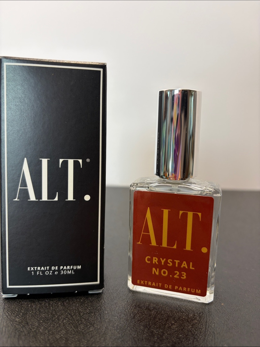 ALT Crystal No.23 Extrait de Parfum — Amber-Brown Fragrance